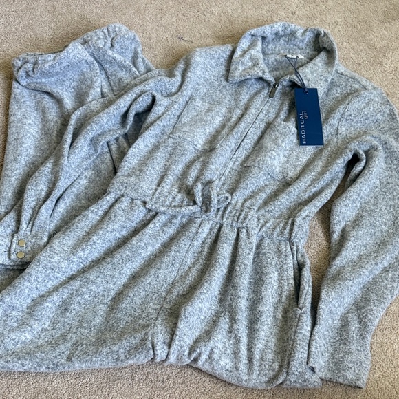 NWT Habitual Gray Heather Zip-Up  Jumpsuit - Picture 1 of 8